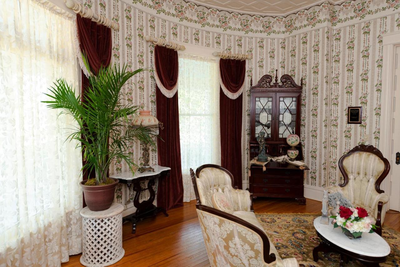 Captain Henderson House Hotel Arkadelphia Eksteriør billede