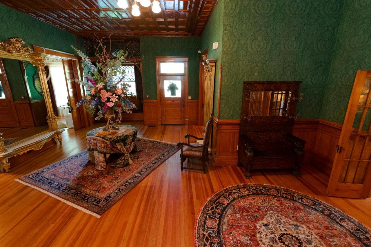 Captain Henderson House Hotel Arkadelphia Eksteriør billede